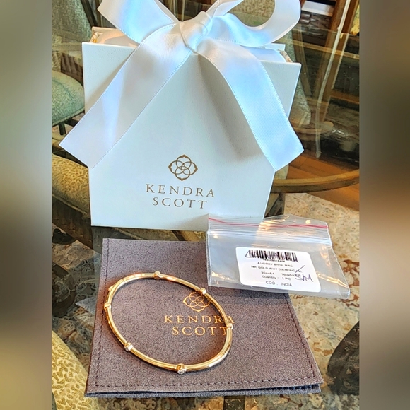 Kendra Scott 14K Gold Audrey Bracelet - Picture 7 of 8